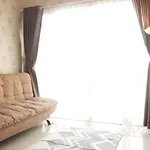 Comfy & Strategic 2Br Gateway Pasteur Apartment Near Pasteur Exit Toll By Travelio