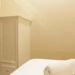 Comfy & Strategic 2Br Gateway Pasteur Apartment Near Pasteur Exit Toll By Travelio
